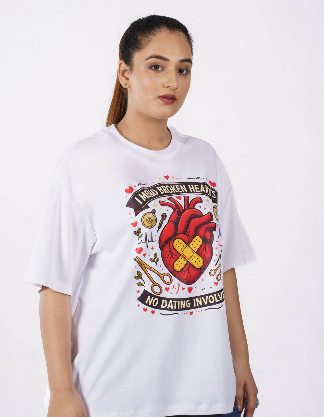 Cardiologist | I Mend Broken Hearts - No Dating Involved | Oversized fit Tshirt