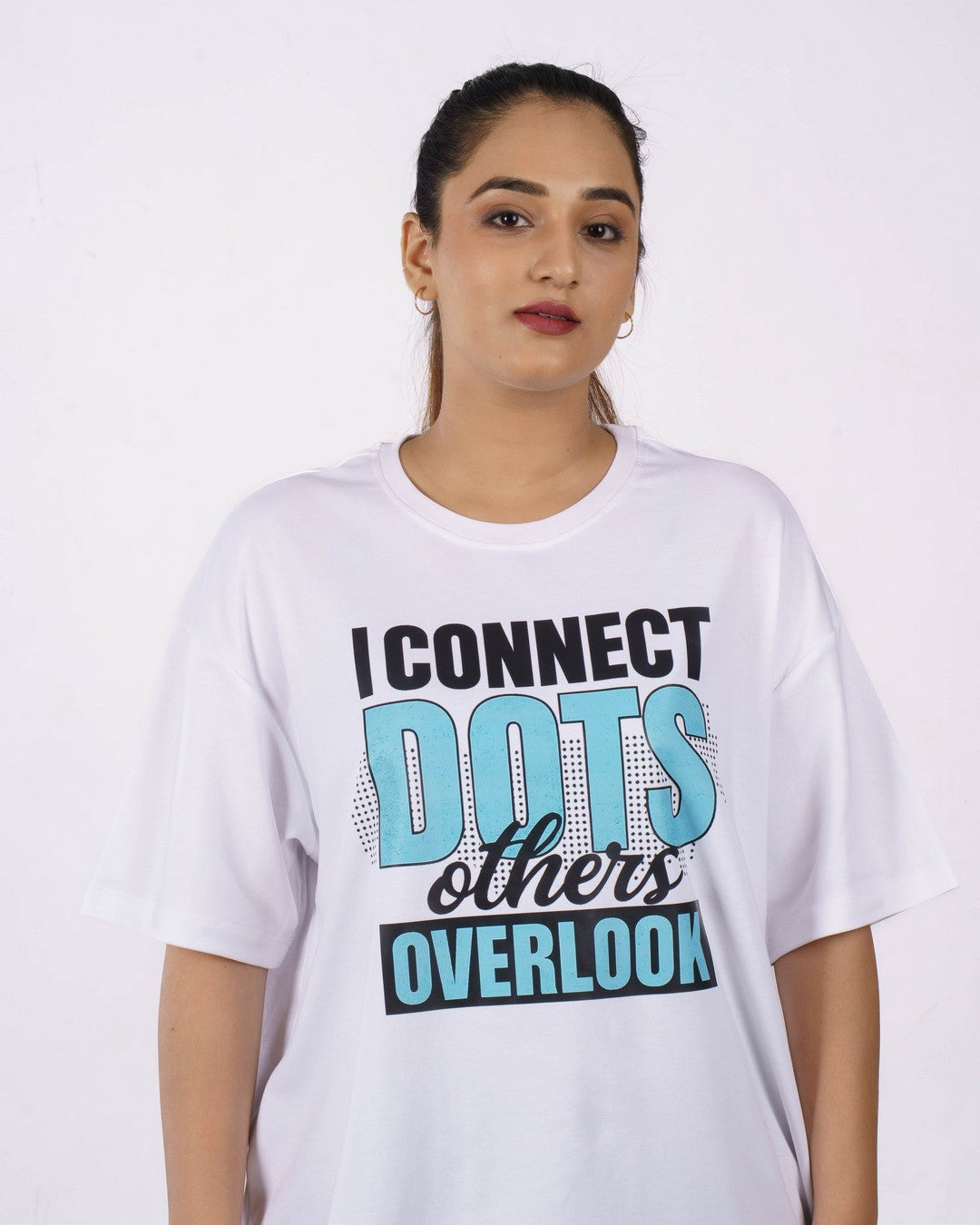 Psychologist | I connect dots others overlook | Oversized fit Tshirt