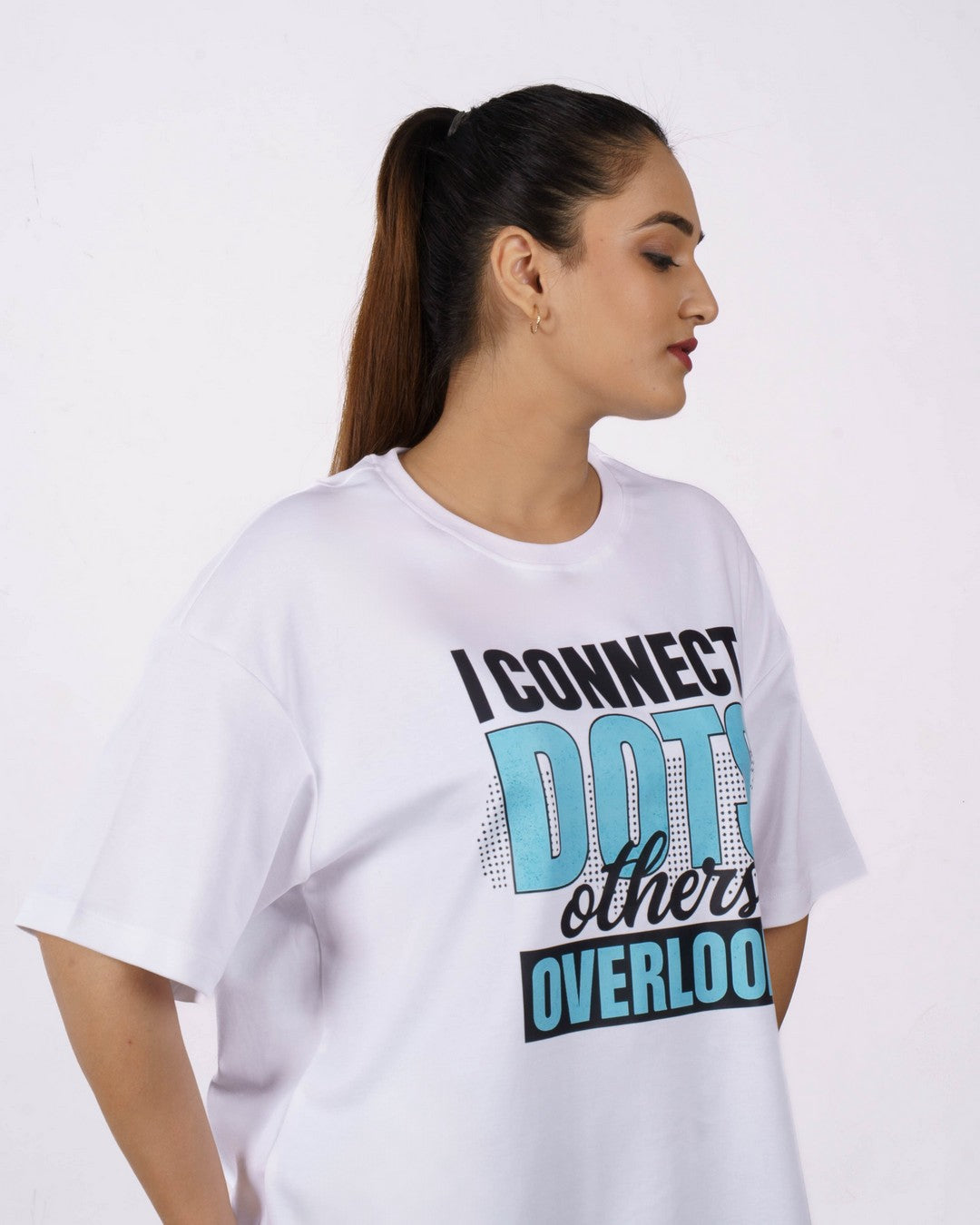 Psychologist | I connect dots others overlook | Oversized fit Tshirt