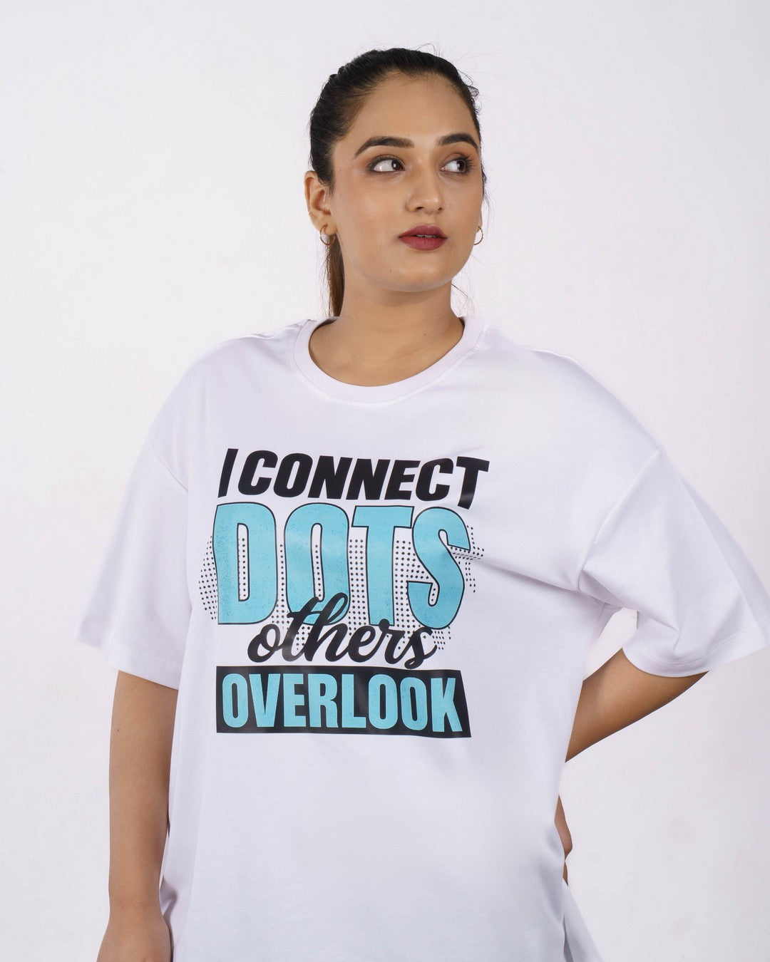 Psychologist | I connect dots others overlook | Oversized fit Tshirt