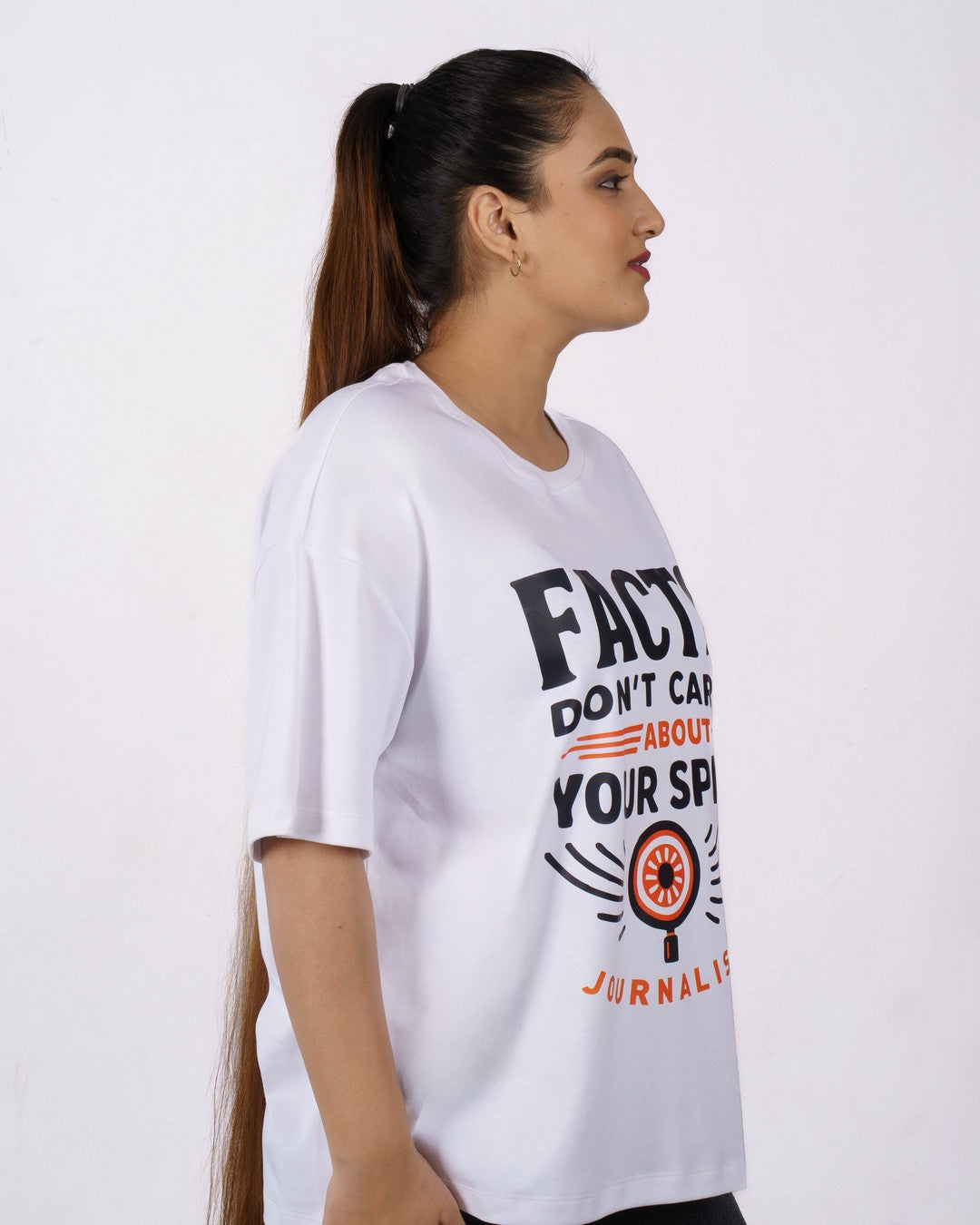 Journalists Oversized T-shirt For Women 2 By Bandar Baant