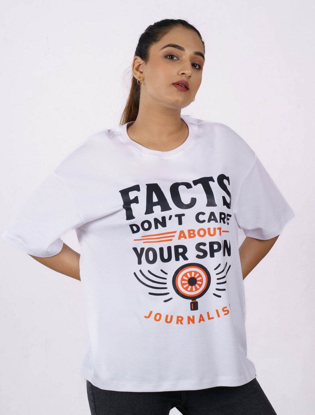 Journalists Oversized T-shirt For Women 4 By Bandar Baant