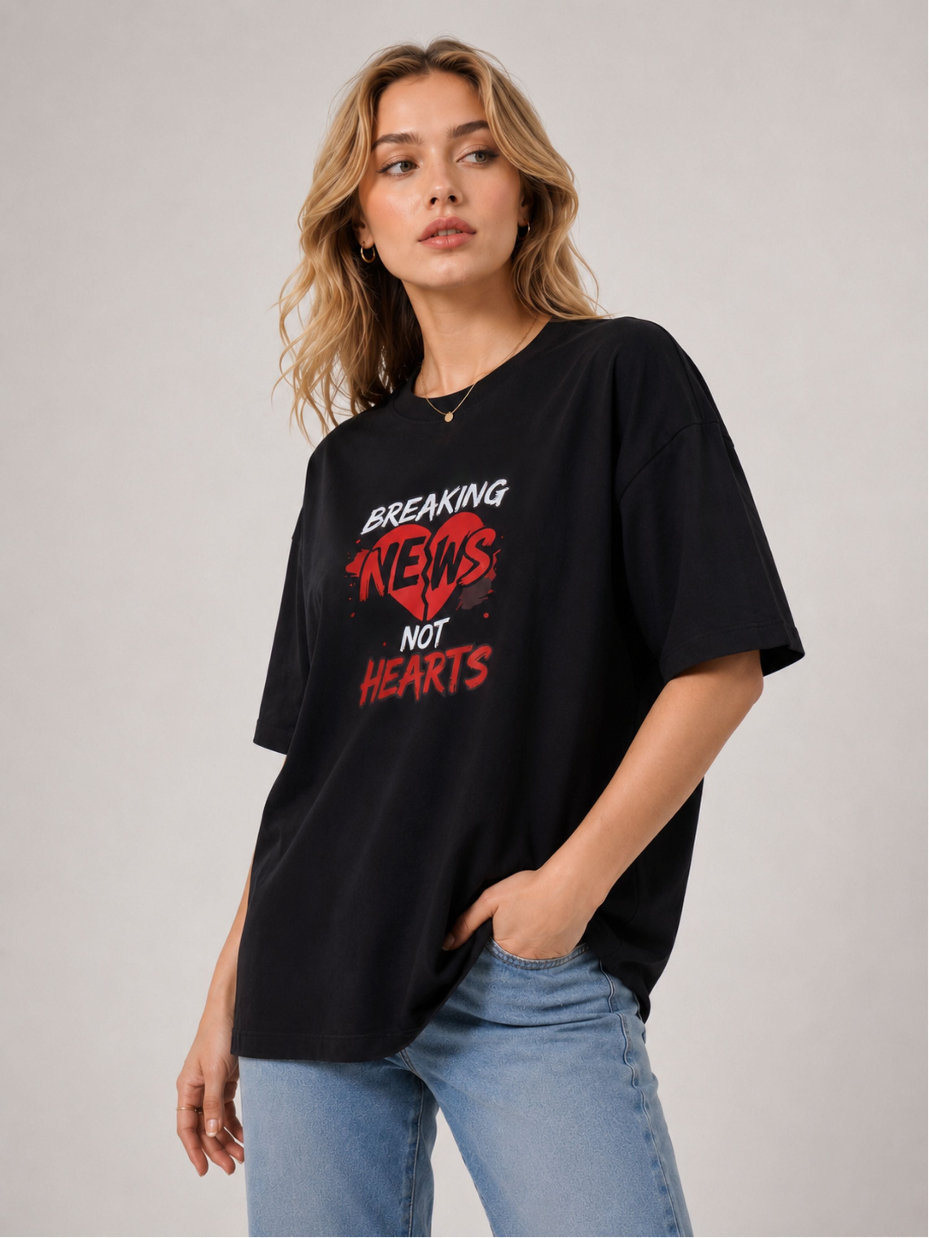 Black oversized fit Journalists T-Shirt For Women with Breaking News Not Hearts graphic