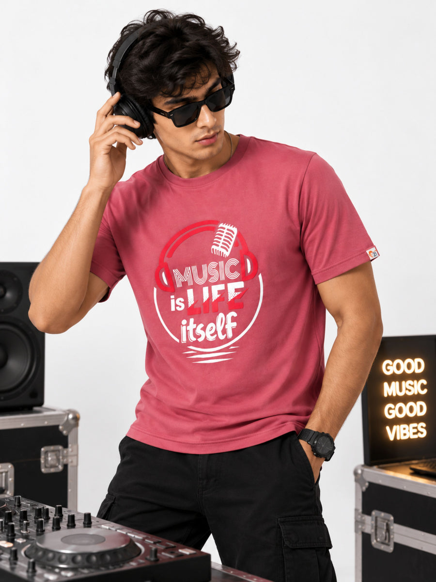 Bandar Baant Collections regular fit Music Performers T-shirt for men in red with music graphic