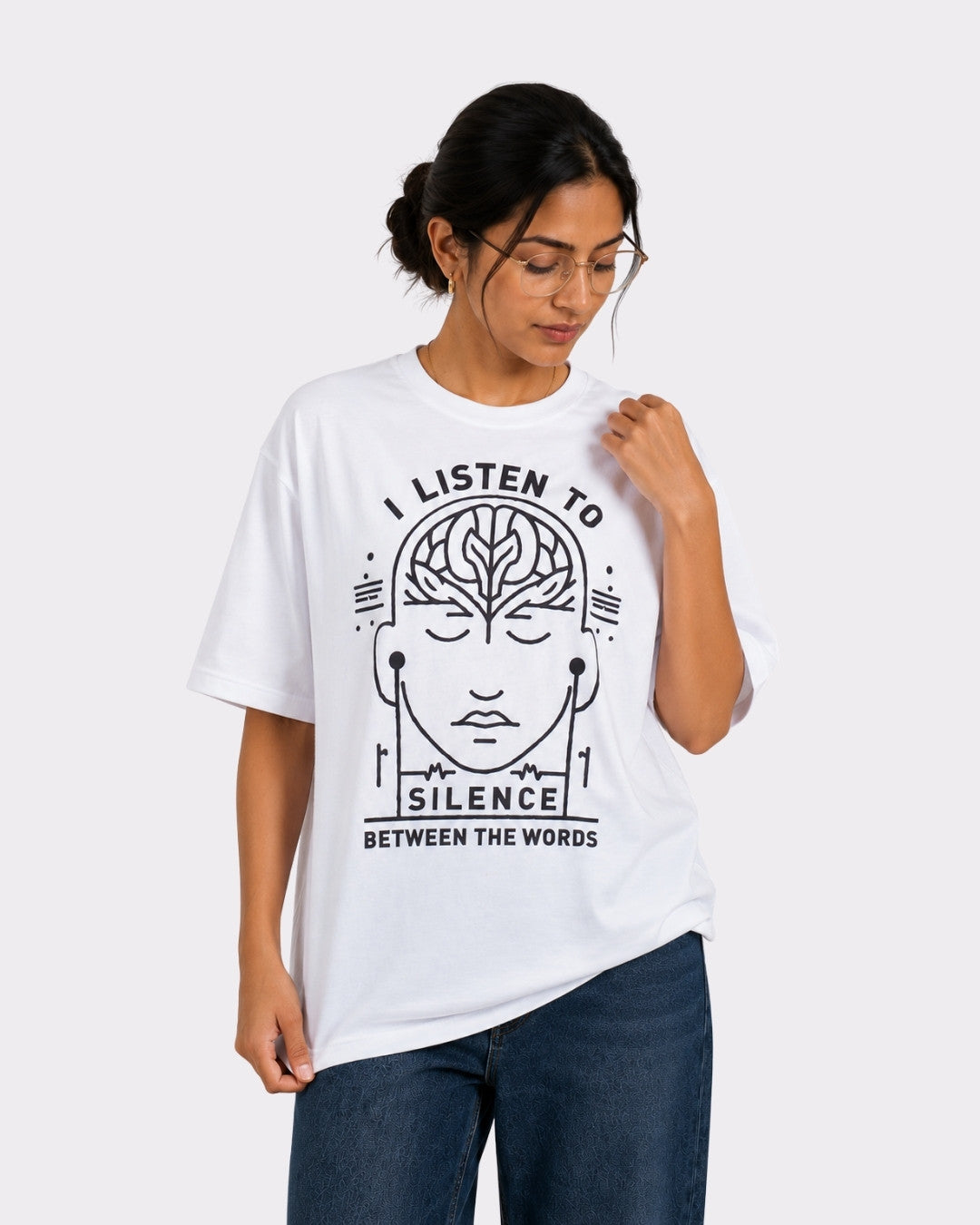 Psychiatrist Oversized T-shirt For Women in white with brain graphic and I listen to silence text